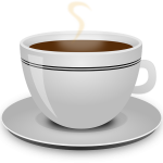 Café caliente recién hecho de una cafetera de cápsulas, con taza blanca y una raya negra.
